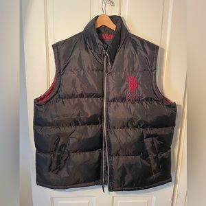 Men’s black polo vest XL
